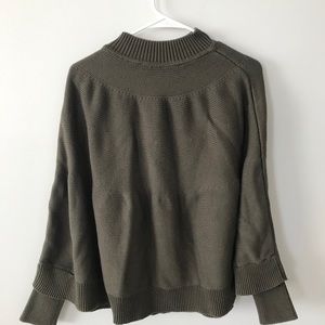 Poncho sweater